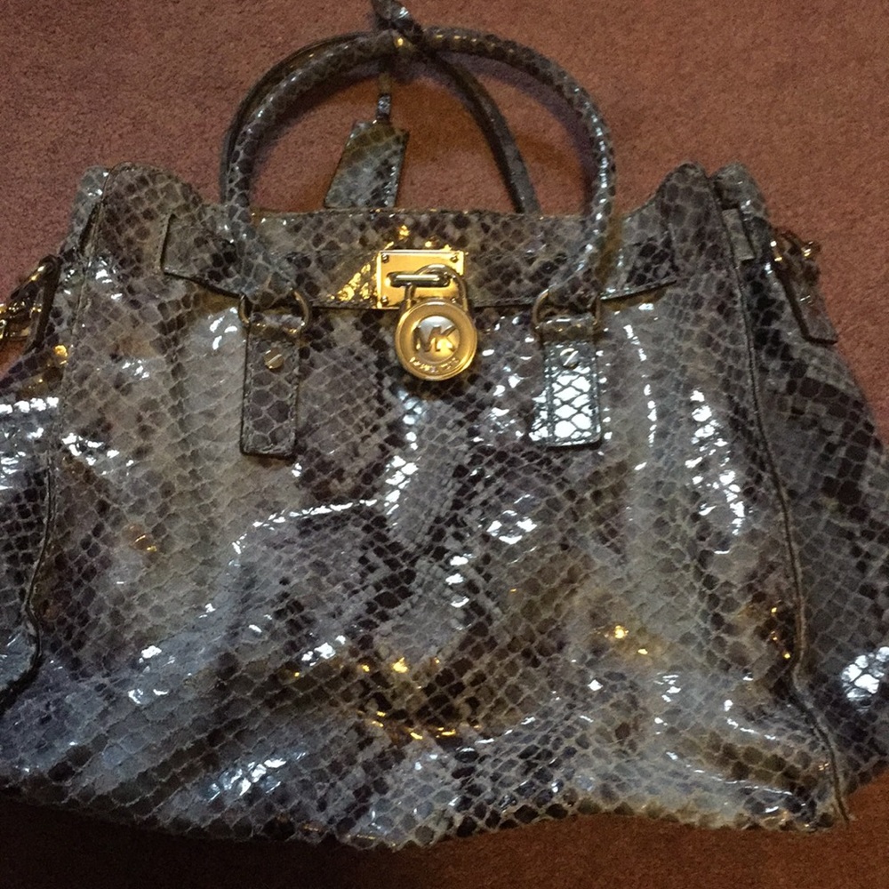 Michael kors purse